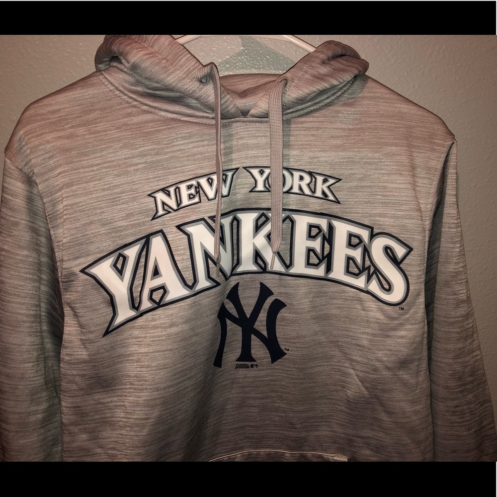 Men’s Yankees Hoodie